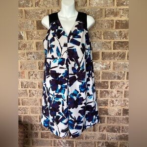 Simply Vera // Blue Watercolor V Neck Shift Dress Size 10